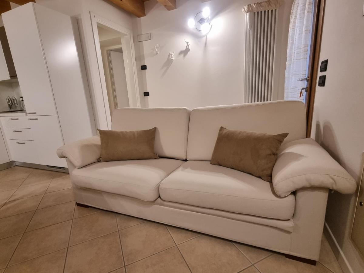 Appartement Eloisa E Abelardo à Pove del Grappa Extérieur photo