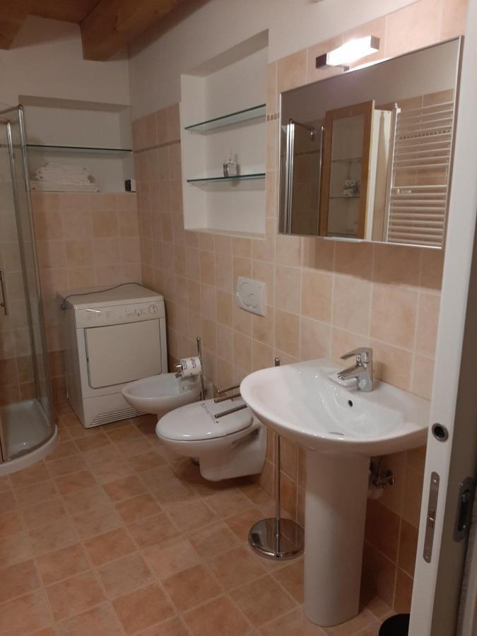 Appartement Eloisa E Abelardo à Pove del Grappa Extérieur photo